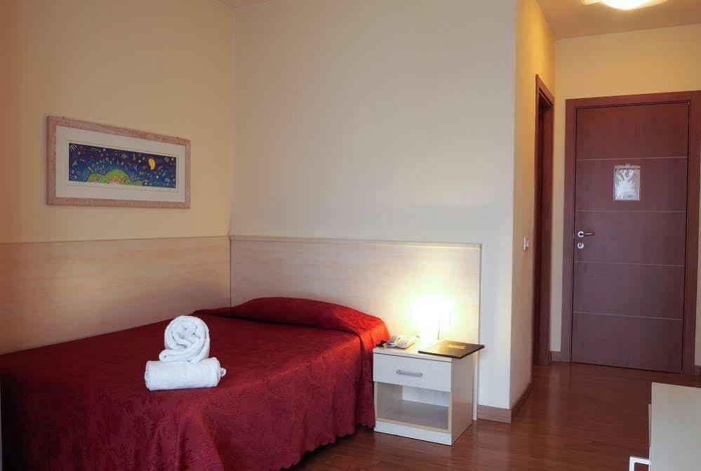 Hotel Break House Ristorante Terranuova Bracciolini Exterior foto